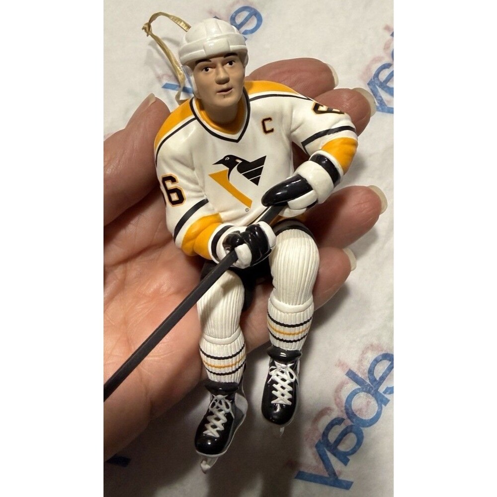 Hallmark Keepsake Christmas Ornament Mario Lemieux Hockey Great NHL Penguins